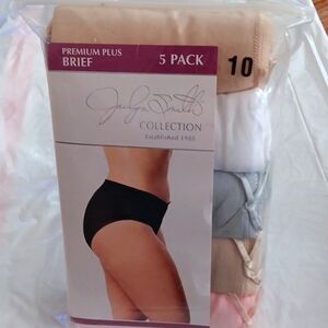 Underwear  - Briefs - Jaclyn Smith  5pack  - Size 10